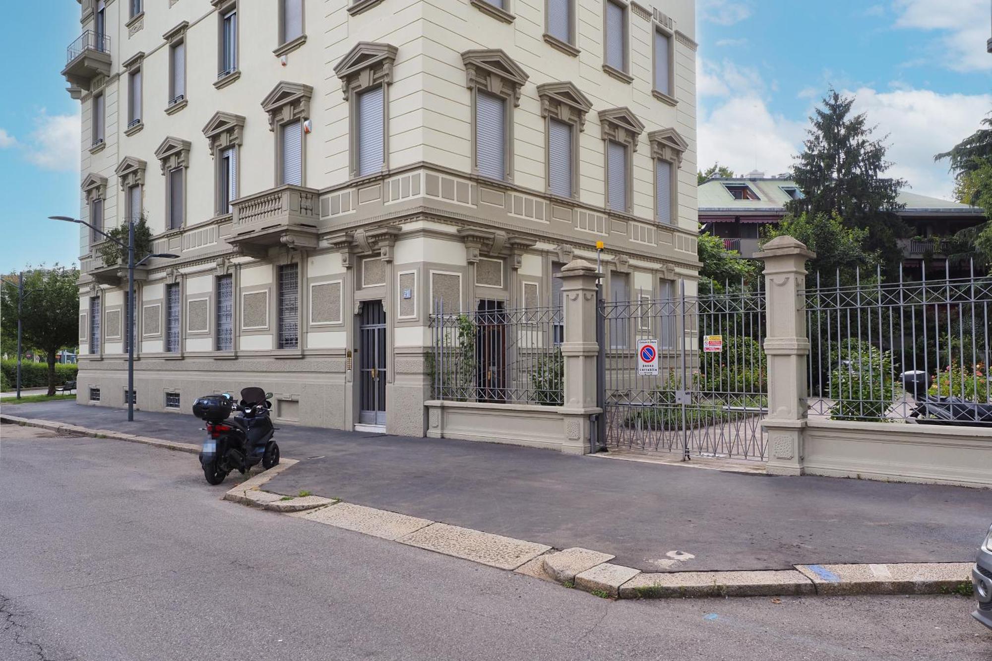 Primopiano - Giulio Cesare * Milano